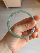 Load image into Gallery viewer, 60.6mm Type A 100% Natural Light Green/Gray/Black/Brown “Reed Flowers & Snow” Guatemala Slim Round Cut Jadeite Bangle PJ124-1412