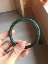 Load image into Gallery viewer, 卖了 58.3mm Type A 100% Natural icy black(冰乌鸡) blue gray Guatemala Slim Round Cut Jadeite Bangle PJ150-1376