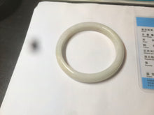 Load image into Gallery viewer, 56mm Certified type A 100% Natural green/yellow Jadeite bangle D122-8933