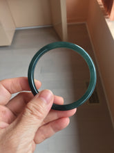Load image into Gallery viewer, 卖了 58.3mm Type A 100% Natural icy black(冰乌鸡) blue gray Guatemala Slim Round Cut Jadeite Bangle PJ150-1376