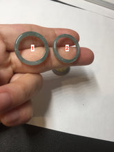 Load image into Gallery viewer, 100% natural type A icy watery light green/blue/gray Guatemala jadeite jade band ring R117