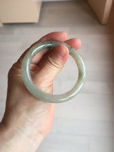 Load image into Gallery viewer, 51.5mm certified 100% natural Type A light green yellow with floating seaweed round cut jadeite jade bangle BM64-6613