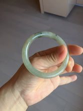 Load image into Gallery viewer, 51.5mm certified 100% natural Type A light green yellow with floating seaweed round cut jadeite jade bangle BM64-6613
