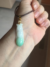 Load image into Gallery viewer, Type A 100% Natural sunny green white(白底青) Three Peas in a Pod(连中三元) Four Seasons Fortune Beans(四季发财豆) jadeite PD4