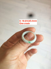 Load image into Gallery viewer, Size 8-9 100% natural type A sunny green/white (白底青) jadeite jade band ring AT98