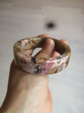 Load image into Gallery viewer, 54.9mm 100% natural pink/black time series(时光系列) rose stone (Rhodonite)square bangle XY83