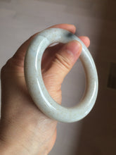 Load image into Gallery viewer, 56.4mm 100% Natural white/beige with floating dandelions chubby round cut nephrite jade bangle HT91