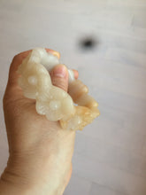 Load image into Gallery viewer, 56.7mm 100% natural light yellow/white Quartzite (Shetaicui jade) carved galsang flower(格桑花) bangle XY68