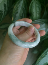 Load image into Gallery viewer, 55.8mm Certificated Type A 100% Natural White purple with green floating flowers Jadeite Jade bangle G110-9502