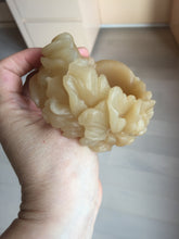 Load image into Gallery viewer, 55.3mm 100% natural yellow brown carved Peony and bow Quartzite (Shetaicui jade) bangle XY98