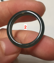 Load image into Gallery viewer, 100% natural type A icy watery light green/blue/gray Guatemala jadeite jade band ring R118