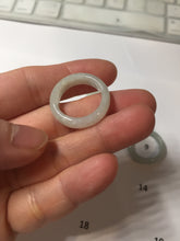 Load image into Gallery viewer, Size 3 3/4-9 1/4100% natural type A white light green light green jadeite jade band ring PA254