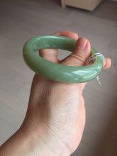 Load image into Gallery viewer, 55.5mm certified 100% Natural green/yellow nephrite Jade bangle HE17-8450
