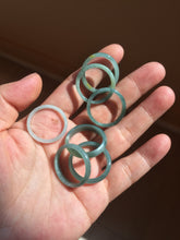 Load image into Gallery viewer, 19.4mm size 9 1/2 100% natural type A icy watery green/blue slim style Guatemala jadeite jade band ring group BP70