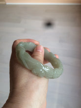 Load image into Gallery viewer, 59.5mm 100% natural light green/gray Quartzite (Shetaicui jade) carved flowers bangle XY61