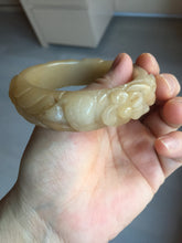 Load image into Gallery viewer, 55.5mm 100% natural yellow orange purple carved flowers Quartzite (Shetaicui jade) bangle SY104