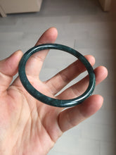 Load image into Gallery viewer, 61.4mm Certified Type A 100% Natura dark blue/green/gray/black Guatemala slim round cut Jadeite bangle PJ105