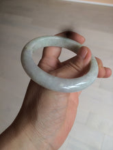 Load image into Gallery viewer, 55.6 mm Certified type A 100% Natural light green Jadeite bangle AZ86-1636