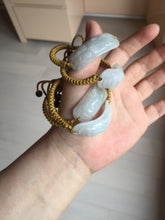 Load image into Gallery viewer, 100% natural jadeite jade carved PiXiu (貔貅) bracelet BN75