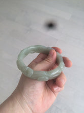 Load image into Gallery viewer, 59.5mm 100% natural light green/gray Quartzite (Shetaicui jade) carved flowers bangle XY61