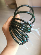 Load image into Gallery viewer, 54-64mm certified 100% Natural dark green black (青玉) slim round cut nephrite group Jade bangle HT106