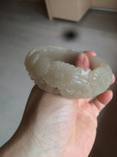 Load image into Gallery viewer, 55mm 100% natural light pale pink/gray/beige Quartzite (Shetaicui jade) carved flowers bangle SY51