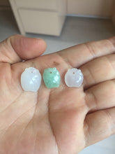 Load image into Gallery viewer, 100% Natural sunny green icy watery apple jadeite Jade beads pendant PC122 (Add on item. No sale individually)