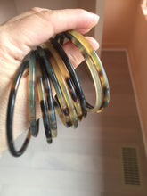 Load image into Gallery viewer, 60-62mm 100% Natural black brown beige slim Buffalo Horn bangle group CB54