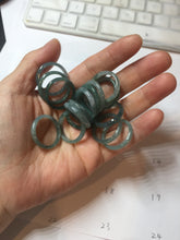 Load image into Gallery viewer, 18.1mm size 8 100% natural type A icy watery green/blue slim style Guatemala jadeite jade band ring group PE81