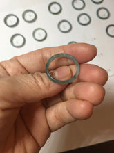 Load image into Gallery viewer, 18.1mm size 8 100% natural type A icy watery green/blue slim style Guatemala jadeite jade band ring group PE81