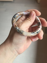 Load image into Gallery viewer, 52.8mm 100% natural fresh light pink/black round cut rose stone (Rhodonite)bangle XY104