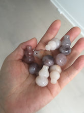 Load image into Gallery viewer, 100% natural icy purple/brown/red Quartzite (jinsi jade, 金丝玉) Golden Silk Jade gourd ( 葫芦, 福禄) pendant/handhold worry stone/desk decor SY73