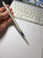Load image into Gallery viewer, 20cm 100% Natural black light yellow Xiu Jade (Serpentine) Hairpin AW55
