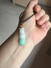 Load image into Gallery viewer, Type A 100% Natural sunny green white(白底青) Three Peas in a Pod(连中三元) Four Seasons Fortune Beans(四季发财豆) jadeite PD4
