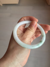 Load image into Gallery viewer, 55.4mm Certified 100% Natural type green/white with green floating flowers round cut Jadeite Jade bangle BK86-4660