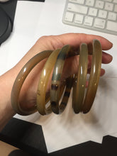 Load image into Gallery viewer, 60-64.5mm 100% Natural black brown beige slim Buffalo Horn bangle group CB56