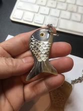 Load image into Gallery viewer, 52x23mm 100% Natural black brown yellow Buffalo Horn 3d carved fish Keychain, pendant, bag hanging group NJ3