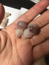 Load image into Gallery viewer, 100% natural icy purple/brown/red Quartzite (jinsi jade, 金丝玉) Golden Silk Jade gourd ( 葫芦, 福禄) pendant/handhold worry stone/desk decor SY73