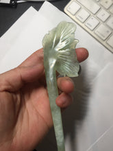 Load image into Gallery viewer, 16cm 100% Natural light green Xiu Jade Serpentine vantage carved lily hairpin AW23
