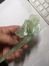 Load image into Gallery viewer, 16cm 100% Natural light green Xiu Jade Serpentine vantage carved lily hairpin AW23