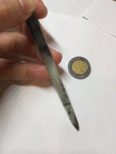 Load image into Gallery viewer, 18.5cm 100% Natural icy watery black/clear (水墨) Xiu Jade Serpentine hairpin AW29