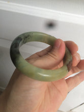 Load image into Gallery viewer, 51mm 100% Natural yellow/blue/brown/black carved bunny/window Xiu Jade (Serpentine) bangle XY11