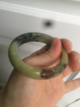 Load image into Gallery viewer, 51mm 100% Natural yellow/blue/brown/black carved bunny/window Xiu Jade (Serpentine) bangle XY11