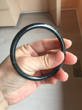 Load image into Gallery viewer, 卖了 58.5mm Type A 100% Natural icy black(冰乌鸡) gray Guatemala Slim Round Cut Jadeite Bangle PJ151-1381