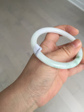 Load image into Gallery viewer, 55.4mm Certified 100% Natural type green/white with green floating flowers round cut Jadeite Jade bangle BK86-4660