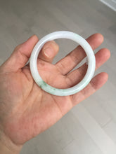 Load image into Gallery viewer, 55.4mm Certified 100% Natural type green/white with green floating flowers round cut Jadeite Jade bangle BK86-4660
