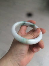 Load image into Gallery viewer, 60.6mm certified 100% Natural green/white with green floating flowers Jadeite Jade bangle AZ36-4373
