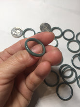 Load image into Gallery viewer, 100% natural type A green/blue/purple Guatemala jadeite jade band ring group PD9