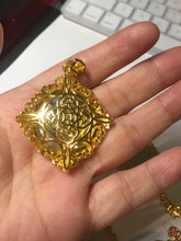 Load image into Gallery viewer, 100% Natural yellow/green nephrite Jade(黄玉) pendant HF84