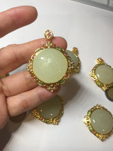 Load image into Gallery viewer, 100% Natural yellow/green nephrite Jade(黄玉) pendant HF84